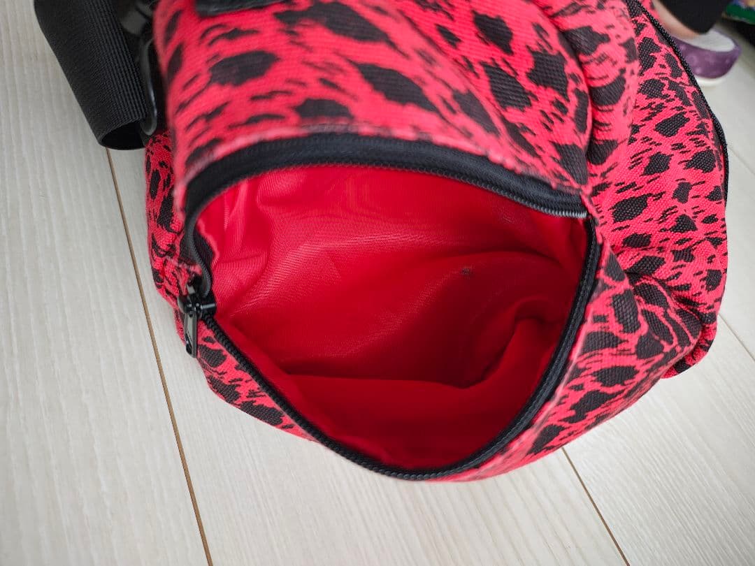 メラノPP＃　　新品近い　CREAM SODA 赤ヒョウ柄 ボストンバッグ