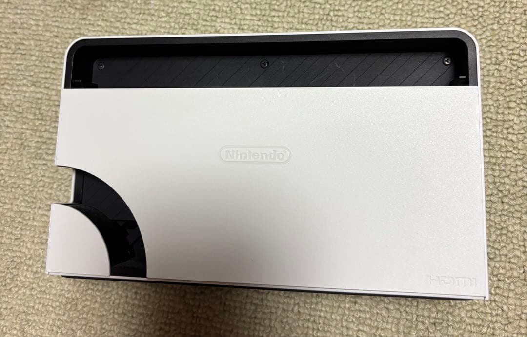 Nintendo Switch (ホワイト) 本体 + コントローラー